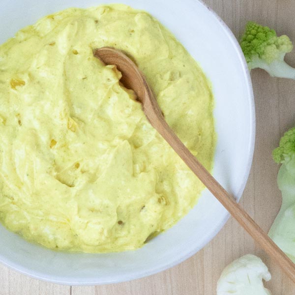 caramelized onion curry yogurt dip