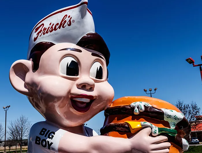 Frisch's Big Boy restaurant storefront