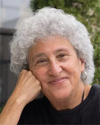 Marion Nestle head shot